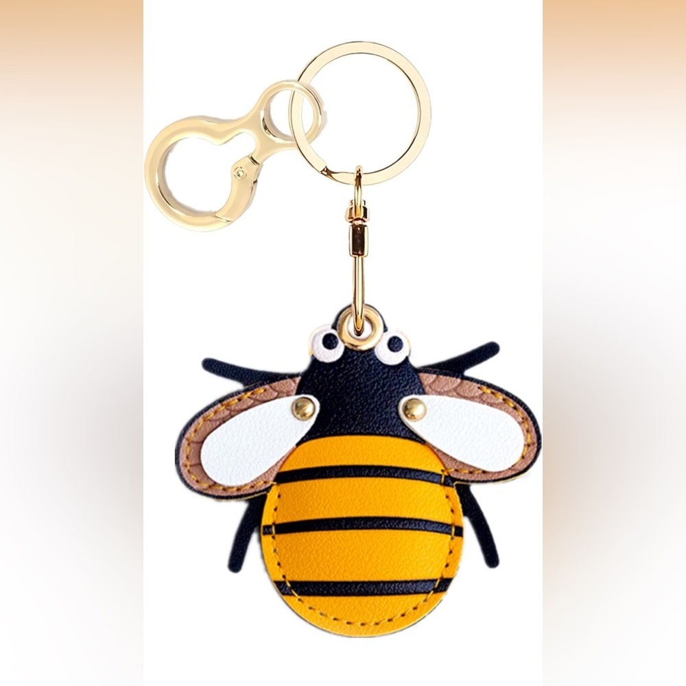 Last One! Bumble Bee Purse Charm/Keychain/Smart Tag Holder.
